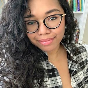 Meet your Posher, Eilla